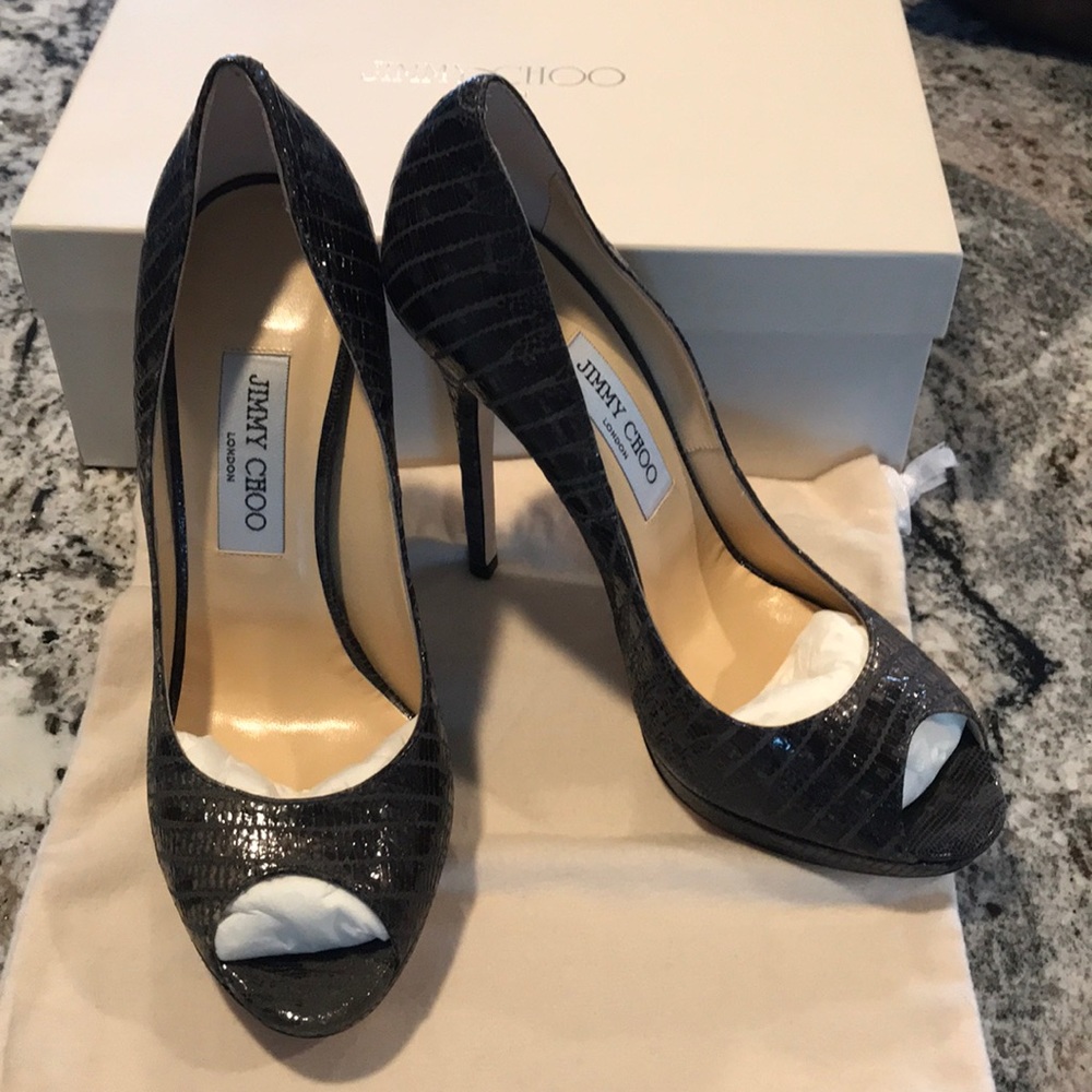 Jimmy Choo size 38.5 Lizard, never worn.
